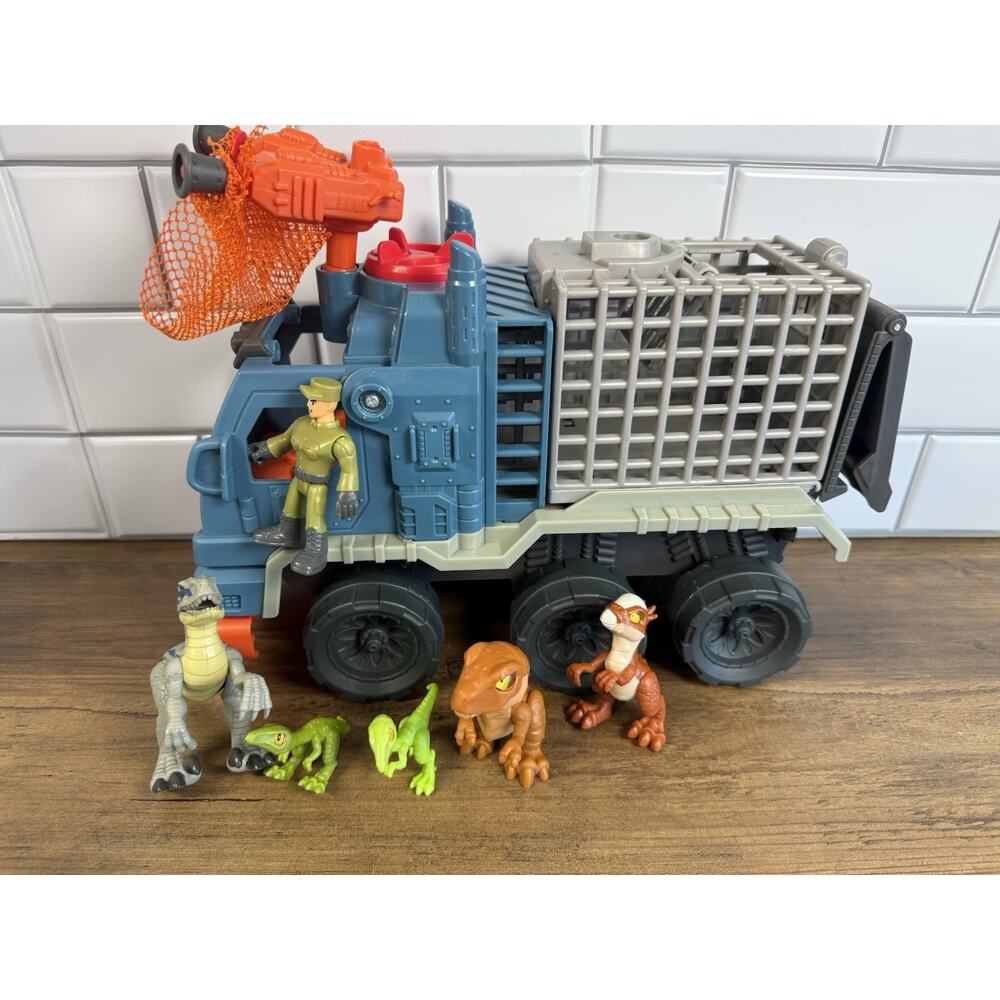 Imaginext Jurassic World Dinosaur Hauler Gift Set Includes Figure & 5 Dinos